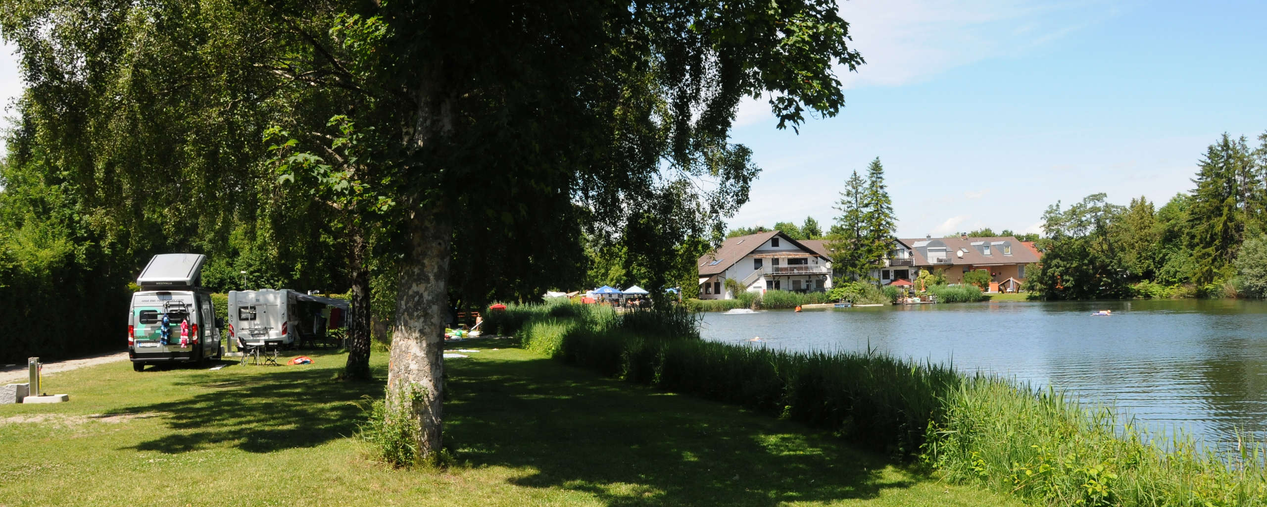 Lech-Camping-Augsburg-Campingplatz-Header-See-1