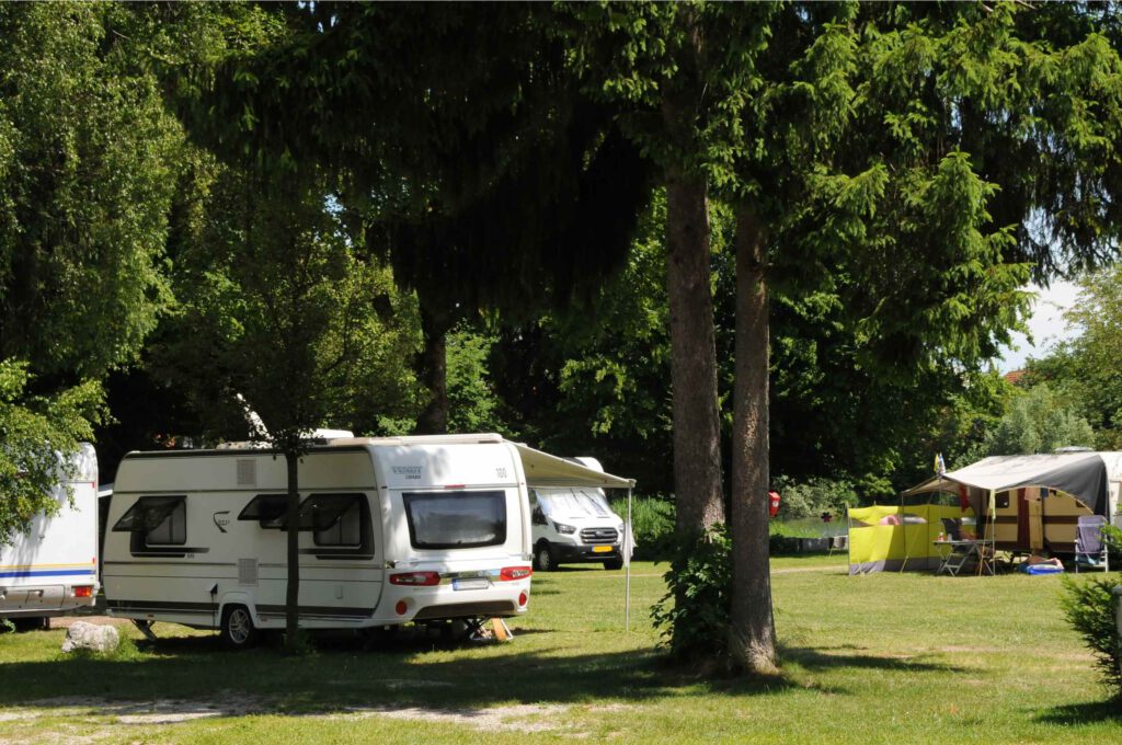 Lech-Camping-Augsburg-Campingplatz-Wohnmobile-Stellplatz